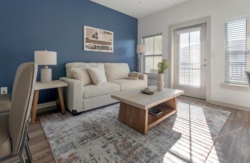 Longs Apartment | Landing Stylish 1BD Game Room Gym