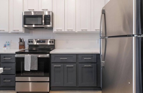 Apopka Apartment | Landing | Stylish 1BD, Gym, Clubhouse
