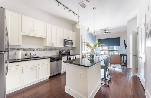 Central Business District Apartment | Landing | Stylish 1BD, Gym, Rooftop Lounge