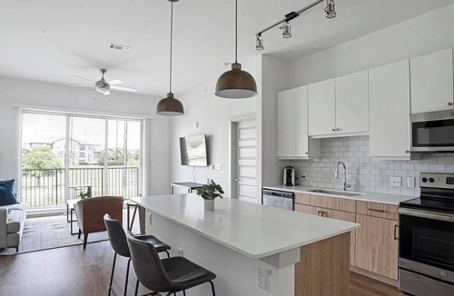 Austin Apartment | Landing | Stylish 1BD, Pool, Clubhouse