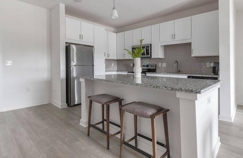 Northside Apartment | Landing | Stylish 2BD, Clubhouse, Gym