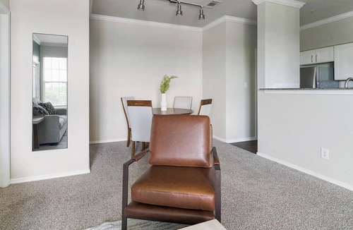FM 1960 Apartment | Landing | Stylish 2BD in Copperfield