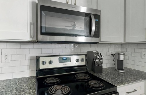 FM 1960 Apartment | Landing | Stylish 2BD in Copperfield