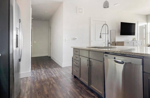Stone Oak Apartment | Landing | Stylish 2BD, Clubhouse, Game Room