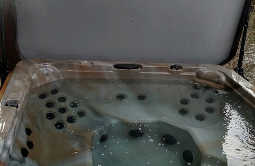 Big Sky Condo | Large Big Sky Condo, sleeps 12-14. Close to Yellowstone and world class skiing!