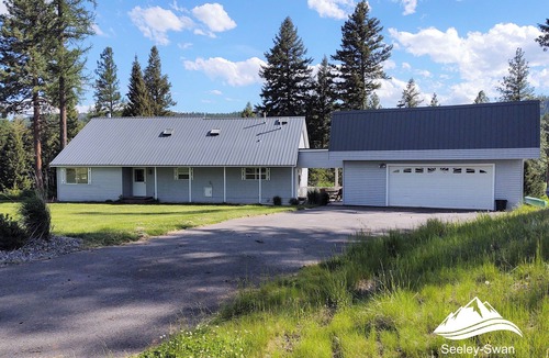Seeley Lake House | Large, Comfortable Home | Sleeps 8 | On the Clearwater River | Dog Friendly