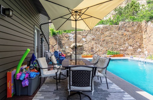 Rimrock House | Large Luxury & Private 5BDRM & Heated Pool