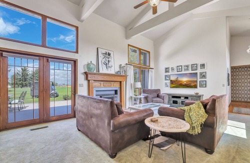 Jerome House | Large Townhouse on 18th green- beautiful location, indoor golf simulators 4 rent
