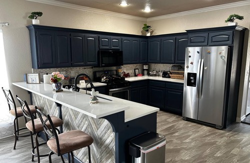 Jenks House | Large Vacation Home in welcoming Jenks, close to major attractions & dining