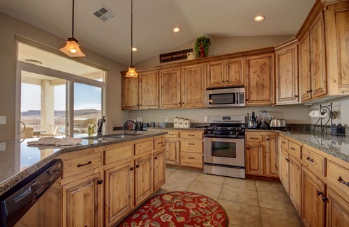 St. George Condo | Las Palmas All Inclusive Amenities Resort | Newest Building | Very Nice | Sleeps 12 | 2117