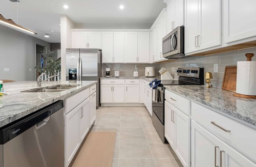 Florida Central Atlantic Coast Villa | Last Minute Disney! Private Pool, Hot Tub, Game Room & Themed Bedrooms. Book Now! #SR635