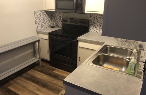Cheyenne Apartment | Last minute opening for Cheyenne Frontier Days!