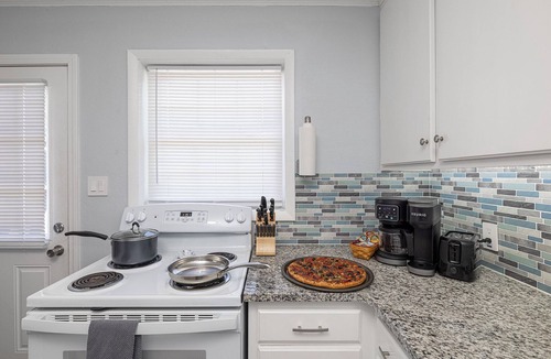 Lincolnton House | Lazy Dayz - Hot Tub - Nintendo - Big Parking - EV