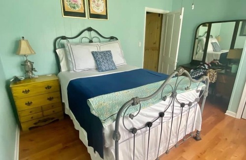 Ehrhardt House | Lazy Dog Acres