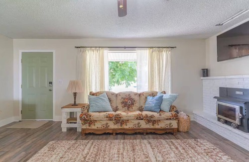 Taylorsville House | Lazy P Ranch House