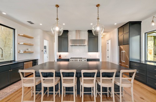 Wimberley House | Ledgestone Ranch - Luxury Ranch - Pickleball - Bocce - Pool - Firepit
