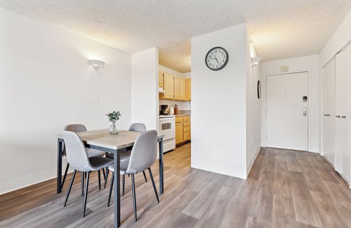 Richmond Apartment | Legacy at Imperial Village 606 I 1 Bed 1 Bath