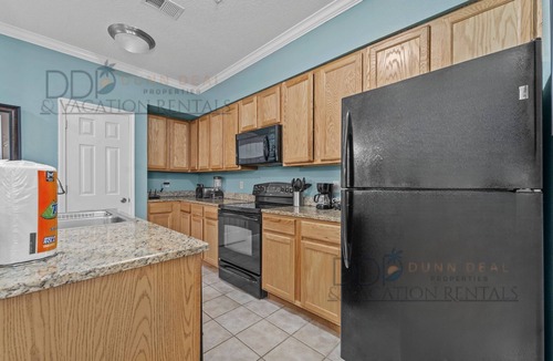 Gulfport Condo | Legacy Tower Two 106 Overlooks the beautiful Gulf!