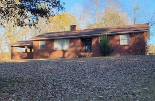 Tie Plant House | Lida's Place - 3 BR 2 BA Ranch House - 7.6 miles to Grenada Lake