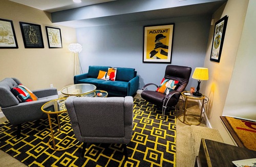 Mount Auburn Condo | Lil' Gem of Historic Prospect Hill/OTR, Cincy's most coveted neighborhood