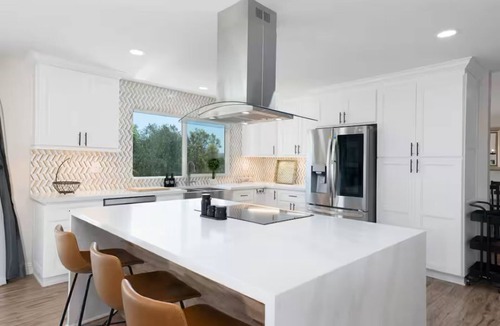 Escondido Villa | Lilac Country Villa on 20 Acre Avocado FARM Stay
