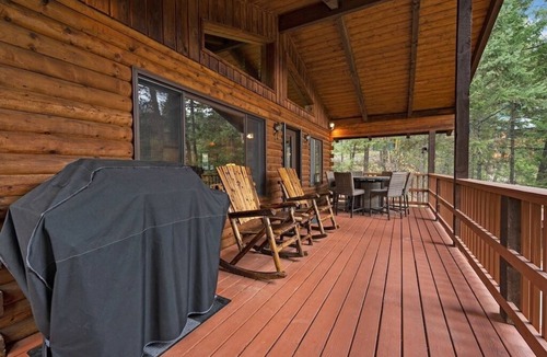 Kalispell Cabin | Limberlost West - Your Montana cabin on a lake!