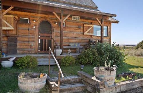 Ashton House | Lindas Perch