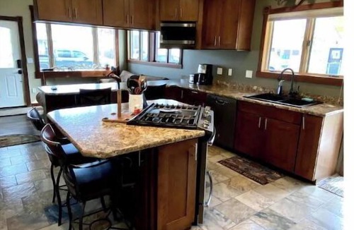 Fort Benton House | Little Blue Cabin