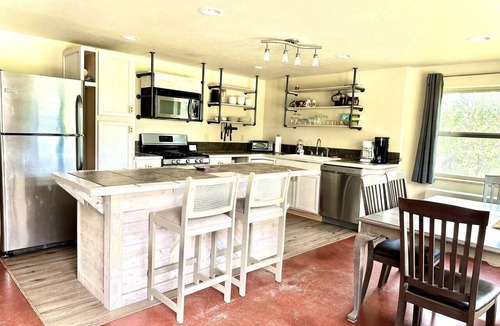 Whitehall House | Little Pipestone Lodge w/Views
