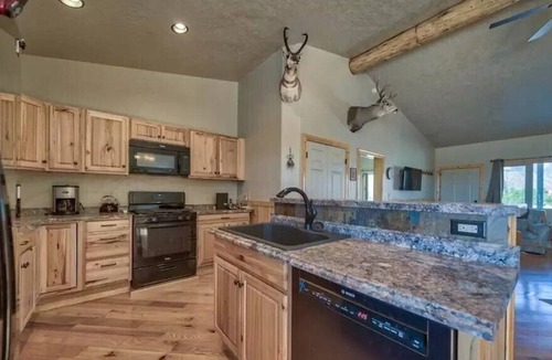 Clark House | Little Rocky Creek Cabin, modern amenities/wide-open Wyoming countryside/beautiful mountain views
