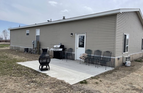 Dawson House | Located right off main roads - with access to fishing, boating & hunting nearby!