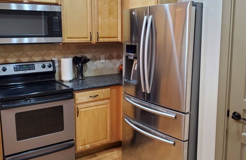 Meridian House | Location - Location! Easy access to Meridian, Boise, Nampa & Eagle.