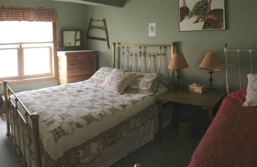 Buffalo Cabin | Lodge ∙ 1 bedroom ∙ 3 guests