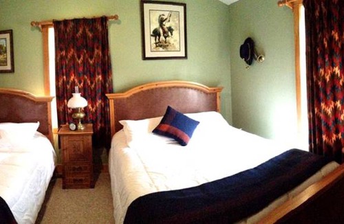 Buffalo Cabin | Lodge ∙ 1 bedroom ∙ 4 guests