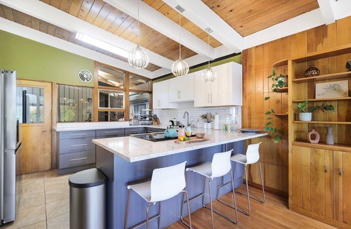 Benton Tract House | Loft View 53 : Central Style