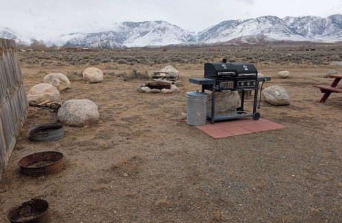 Clark Cabin | Log Cabin Sleeps 2-7 Base of Beartooth Mtn Near Cody WY & Yellowstone Natl Park