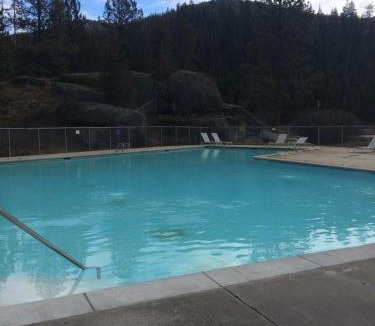 Lolo Resort | Lolo Hot Springs