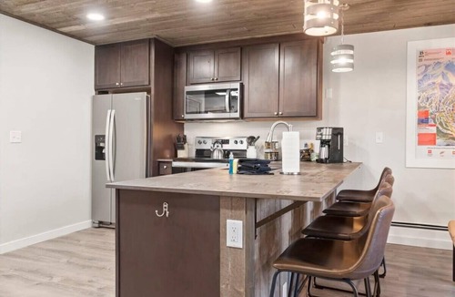 Historic District Condo | Longbranch Condo Cozy 2BDR - Walk to Main Street
