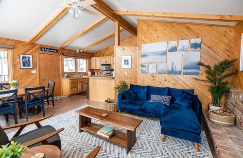 Helena Cabin | Lorelei Creek Cabin at Canyon Ferry Lake