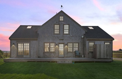 Nantucket House | Love Sand, Madaket on the Beach, Lovely Seaside Home