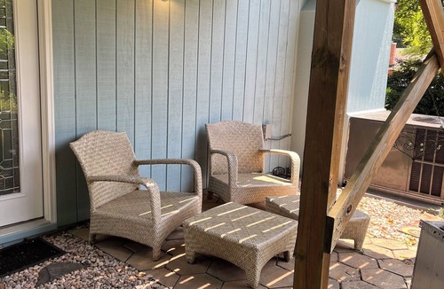 Burlington House | Lovely 3-bedroom house with loft in Burlington