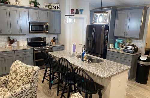 Gillette House | Lovely 3-bedroom house in Gillette with AC, WiFi nClose to Cam-Plex