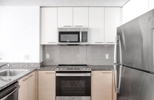 East Cambridge Apartment | Lovely Kendall Square 1BR w/Concierge & Gym, steps to MIT, by Blueground