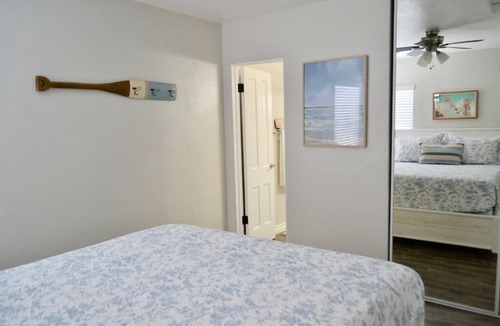 Mission Beach Condo | Lovely & Luxurious California Condo 100 Steps to the Sand