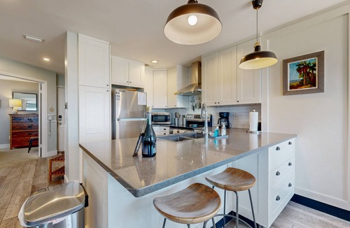 Amelia City House | Lovely oceanfront townhouse in Summer Beach Village w/Shared Pool, Central AC