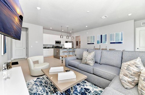 Reunion Apartment | Lovingly Styled Condo Near Disney With Resort & Waterpark Access - B46-129