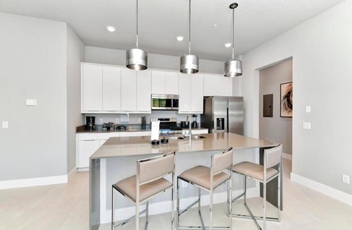 Reunion Apartment | Lovingly Styled Condo Near Disney With Resort & Waterpark Access - B46-129