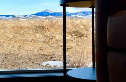 Dillon Cabin | lturas 2: New Modern 2BR Cabin, Big Windows for Big Mountain Views