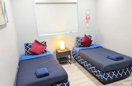 Mid City House | Lucky Charm 4 Bedroom Mid-City Apartment