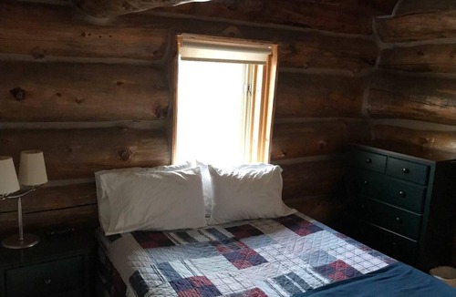 Four Corners Cabin | Lucky Dog Lodge - Spectacular Large Group Accommodations!